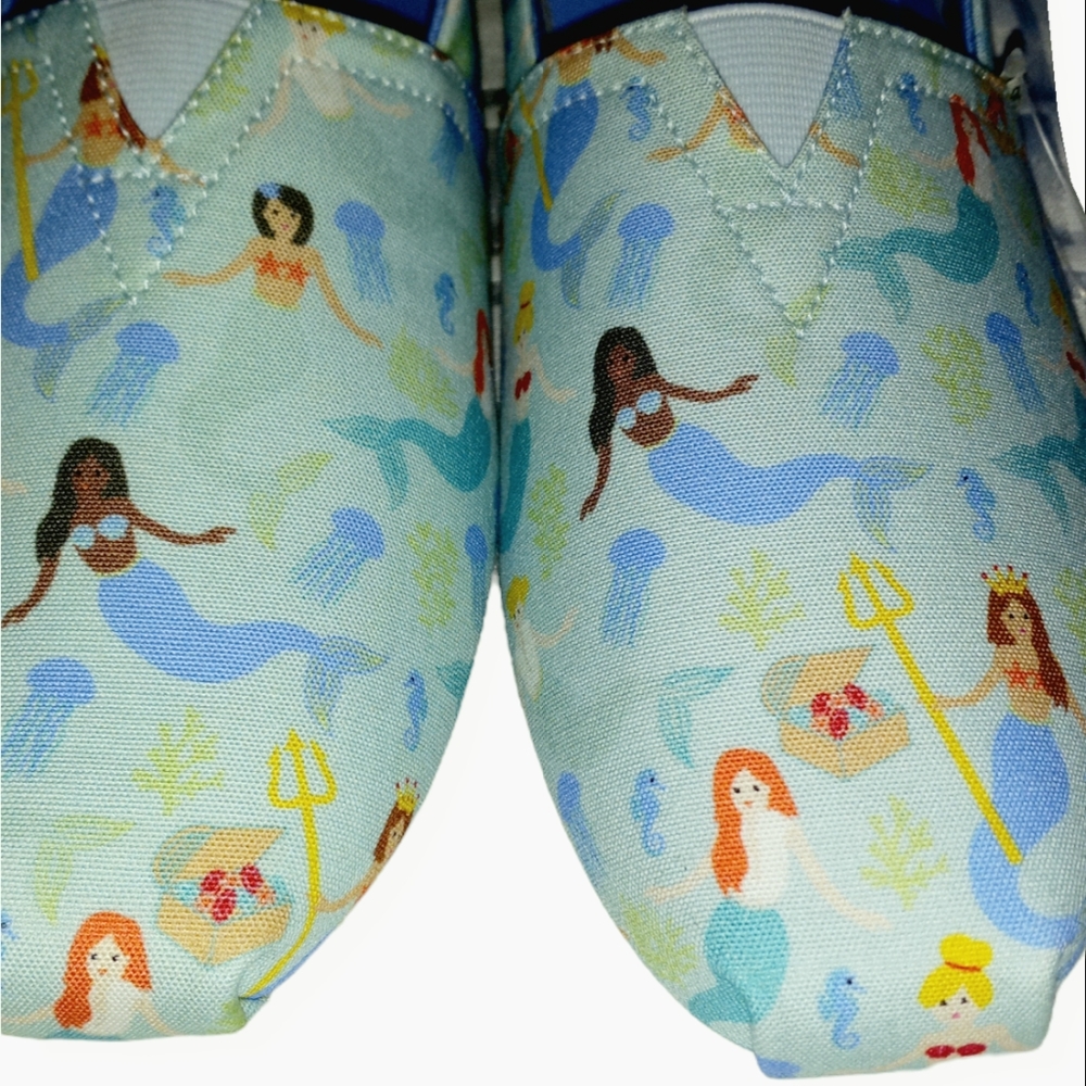 TOMS Mermaid print Alpargata canvas shoes. Women's size 10